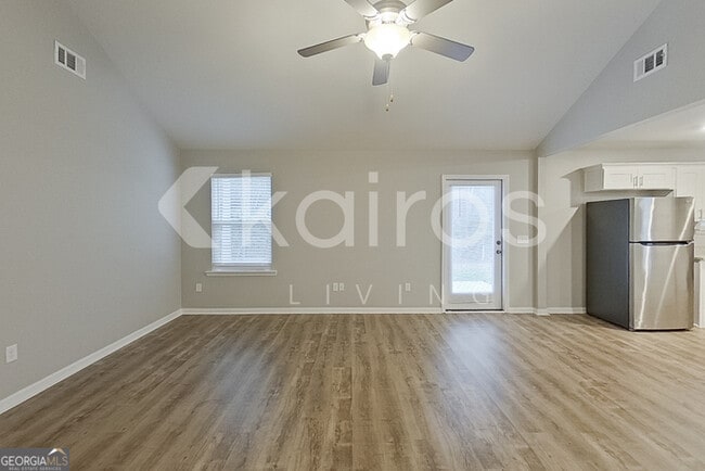 Building Photo - 136 Western Red Cedar Dr