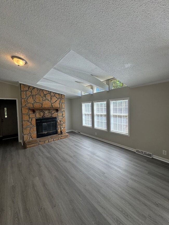 Building Photo - 236 Kue Pass