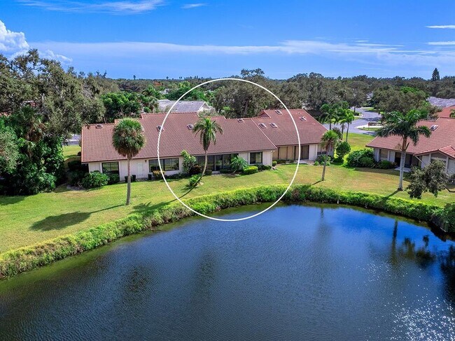 Building Photo - 6094 Wilshire Blvd