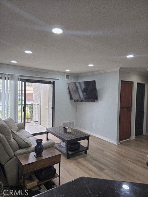 Building Photo - 78650 Ave 42