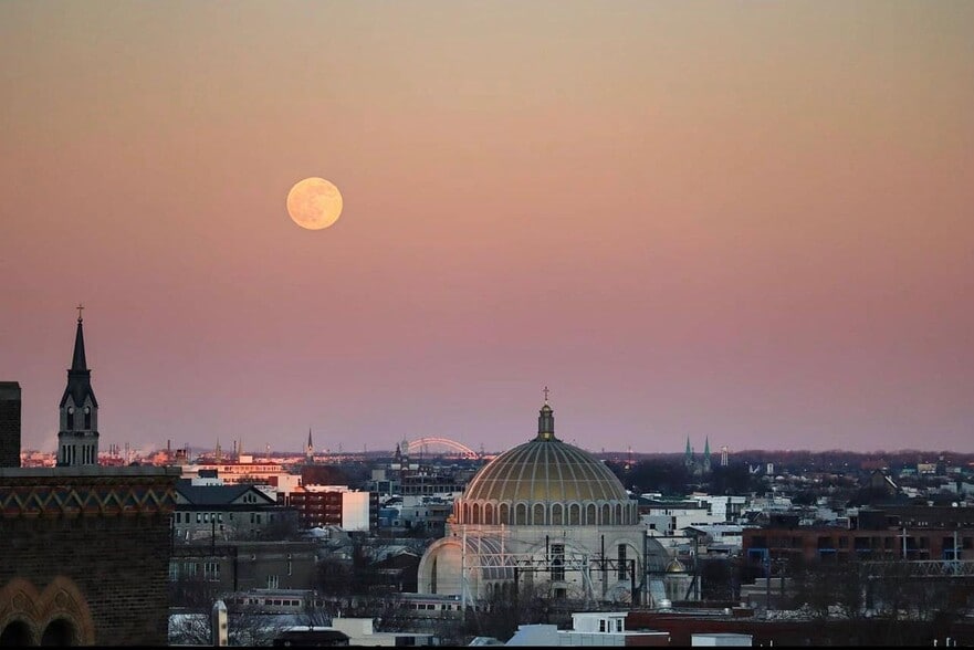 Building Photo - 511 N Broad St