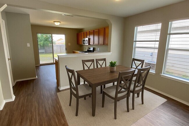Building Photo - 17817 Majestic Elm Ln