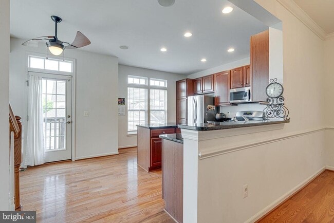 Building Photo - 2390 Abington Dr