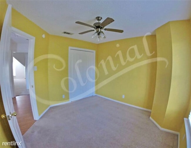 Building Photo - AVAILABLE JANUARY 15TH