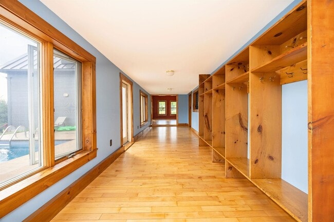 Building Photo - 2169 Green Bay Loop