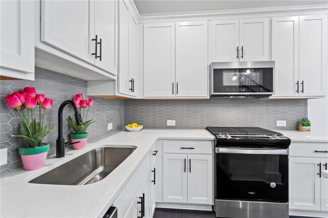 Building Photo - 1620 Aeslin Dr NW