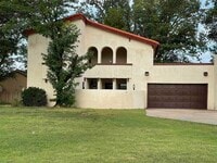 Building Photo - 55 Brentwood Rd