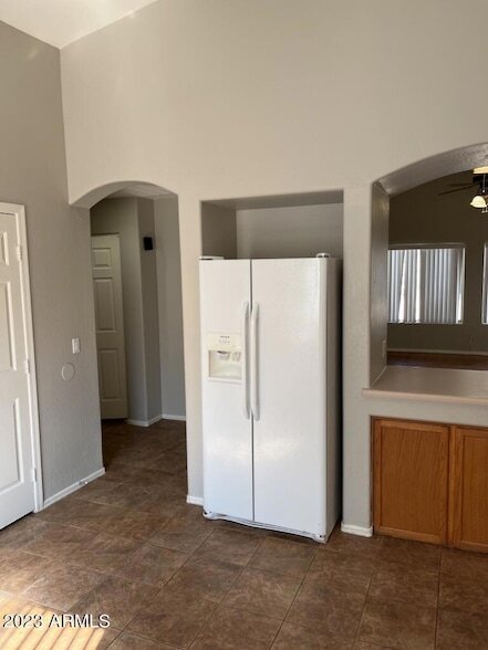 Building Photo - 10783 W Edgemont Ave