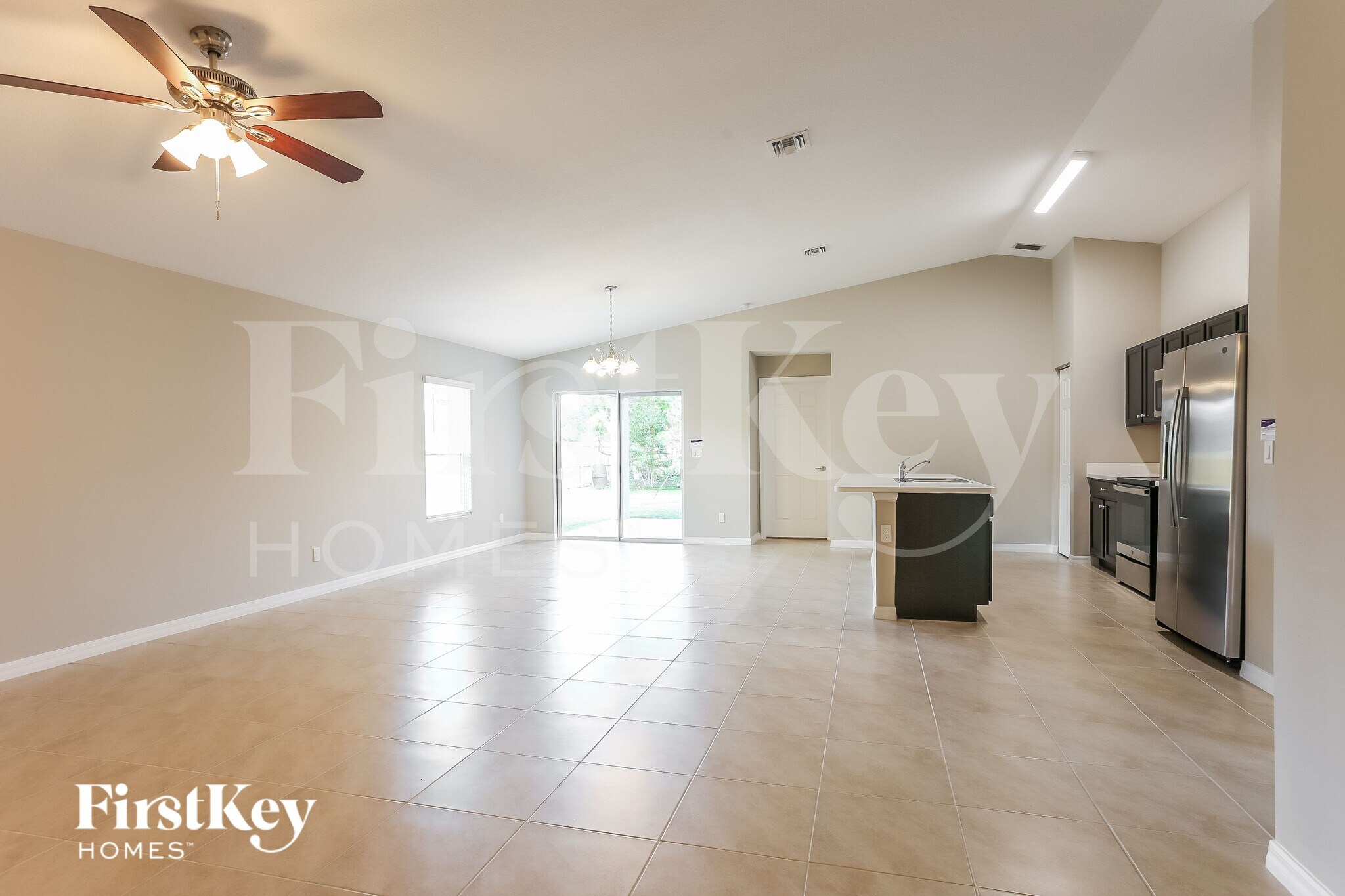 Building Photo - 1337 SW Goodman Ave