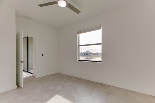 Building Photo - 5512 Sapphire Stone Cv