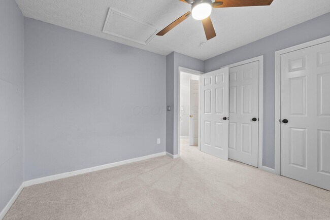 Building Photo - 397 Abbotsbury Dr