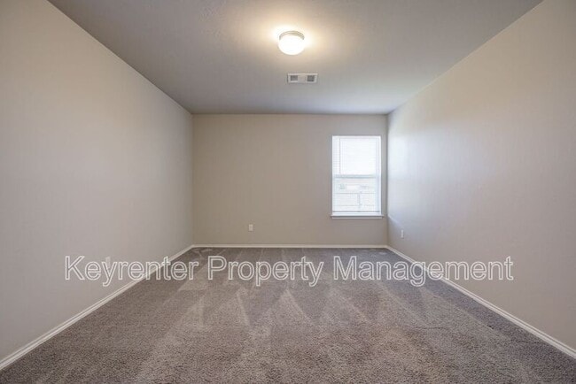 Building Photo - 209 SE 4th St