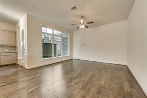 Building Photo - 4929 McKinney Hollow Dr