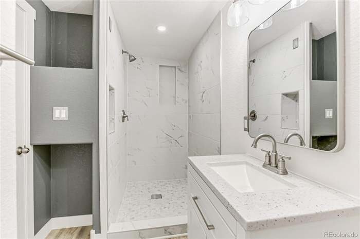 Building Photo - 4530 Clayton St