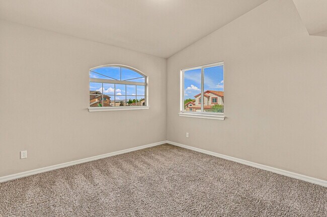 Building Photo - 14384 Alma Point