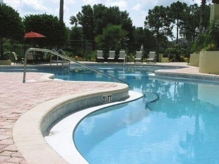 Building Photo - 1 Bed / 1 Bath Condo in Gated Comm. In Alt...