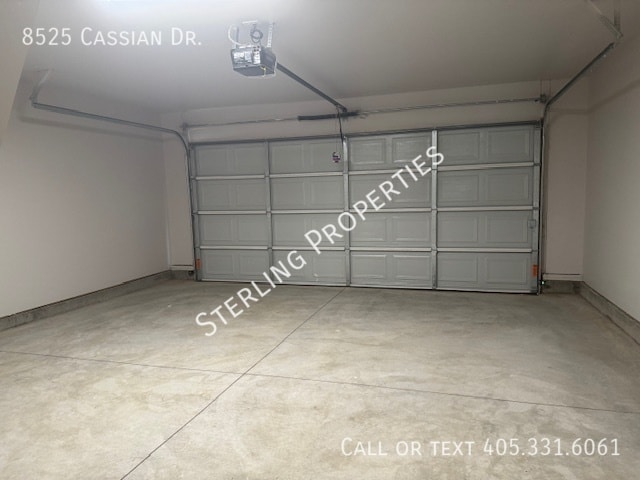 Building Photo - 8525 Cassian Dr