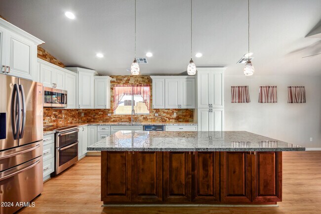 Building Photo - 11365 E Downing Cir