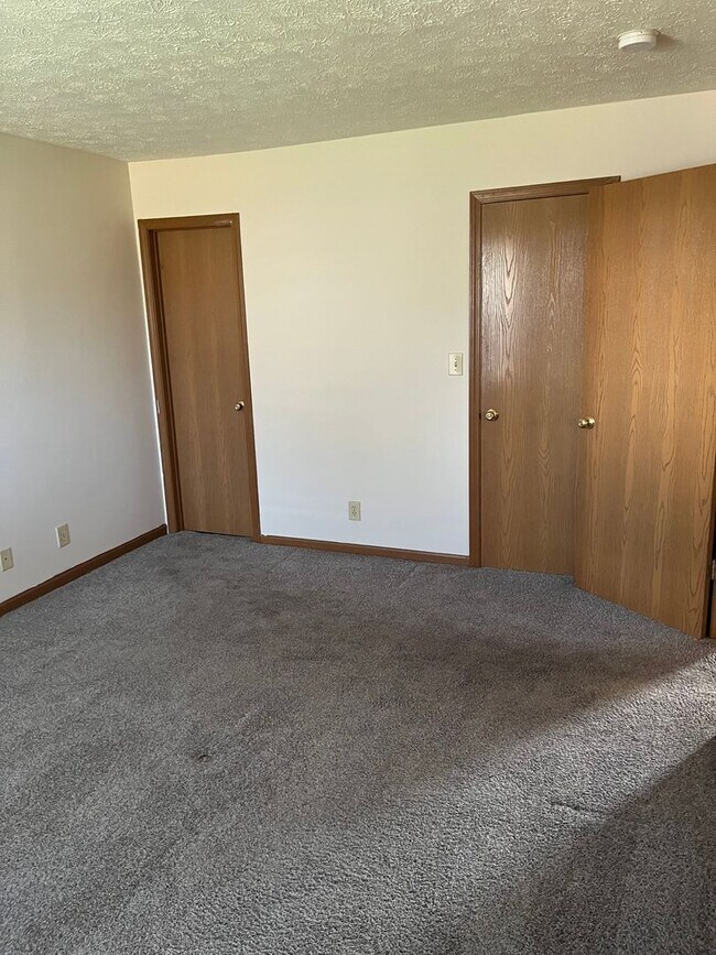 Building Photo - 5104 Trotter Dr