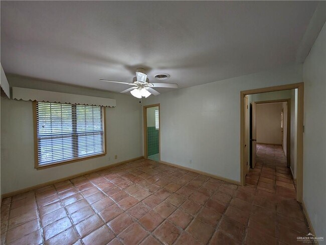 Building Photo - 2110 N 12th St