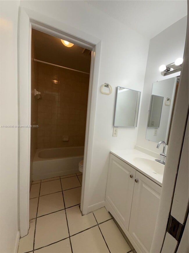 Building Photo - 7700 SW 155th Pl