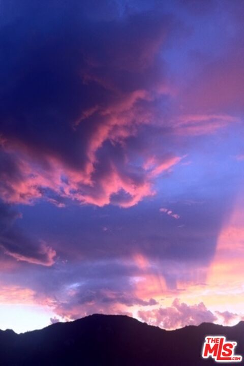 Building Photo - 17230 Avenida de la Herradura