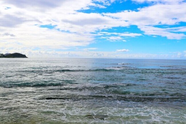 Building Photo - Steps from the Sand – Oceanfront Rental Av...