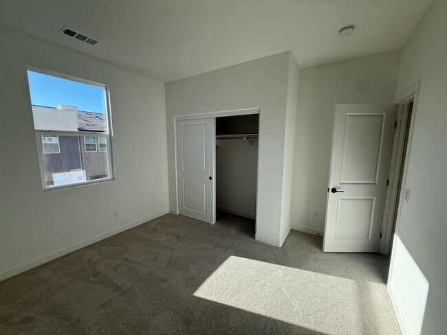 Building Photo - 2025 Build, 3 Bedroom 2.5 bath with over 2000sqft!!!