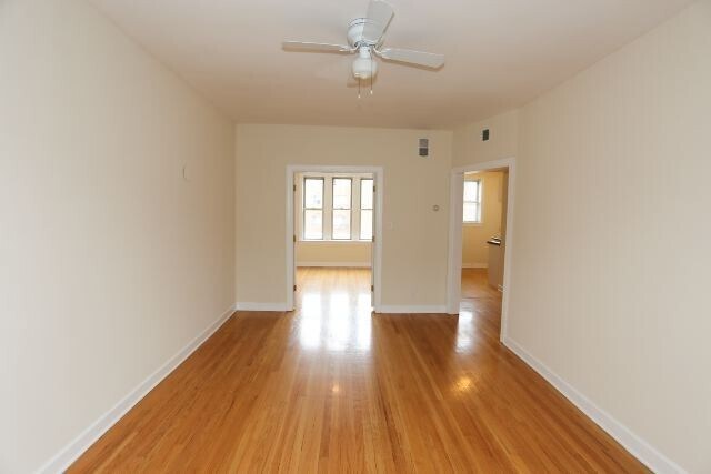 Building Photo - 516 W Aldine