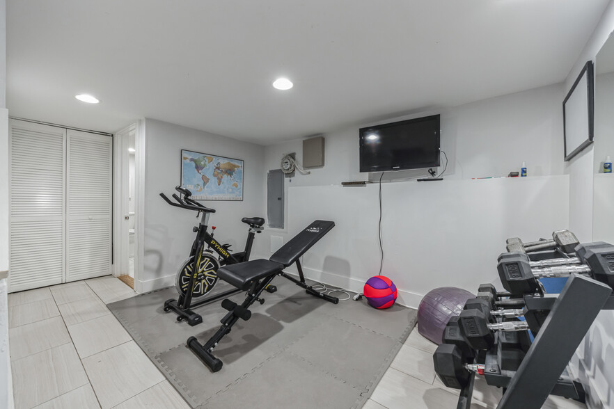 Gym Area - 1921 Reed St