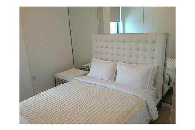 Building Photo - 17001 Collins Ave