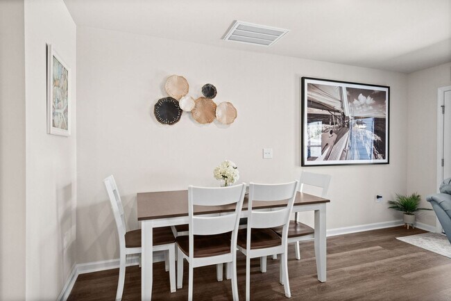 Building Photo - 332 Bayou Loop