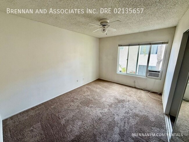 Building Photo - 11039 Via Parma