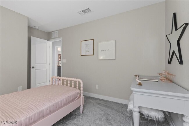 Building Photo - 4181 Nopal Serrano Ave