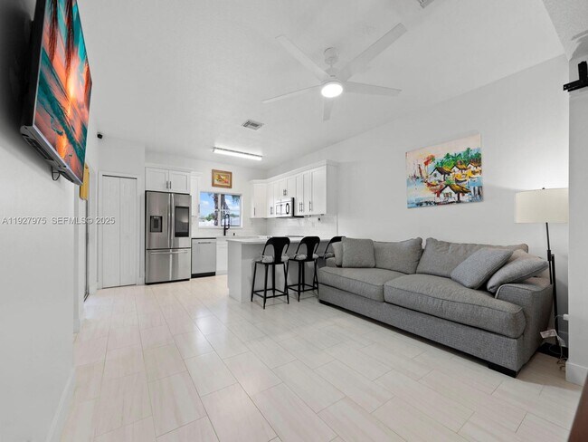 Building Photo - 12881 SW 49th Ct