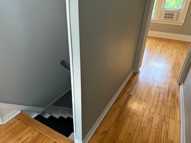 Building Photo - 780 Curfew St