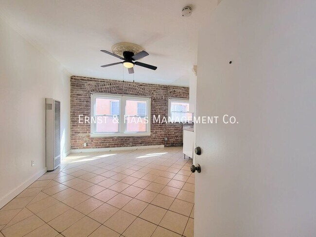 Building Photo - 635 Elm Ave