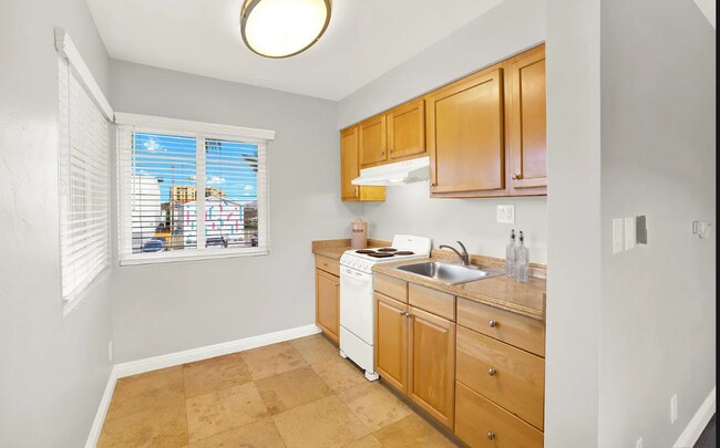 Building Photo - 4120 Kansas St