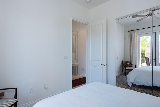 Building Photo - 1615 Savvy Ct