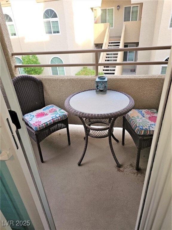 Building Photo - 3145 E Flamingo Rd