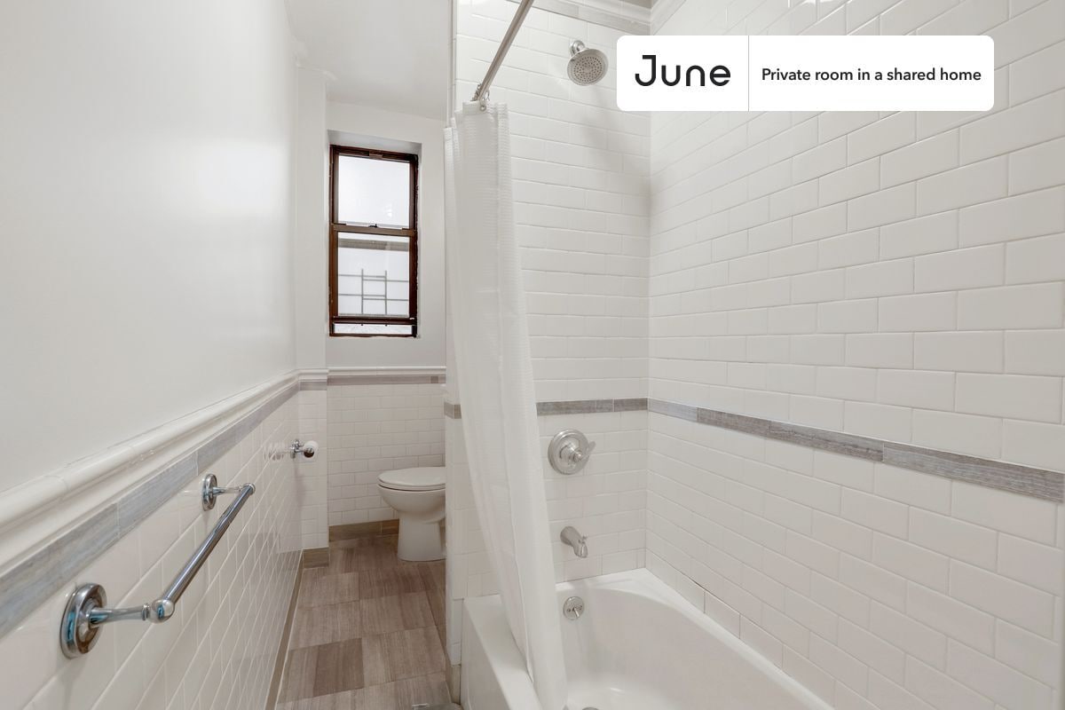 Building Photo - Room in Shared 4 bed/2 bath home in West Harlem