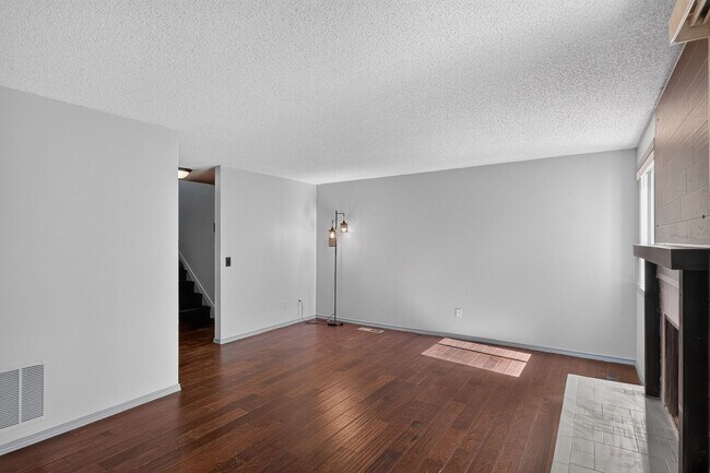 Building Photo - 5751 SW 204th Pl