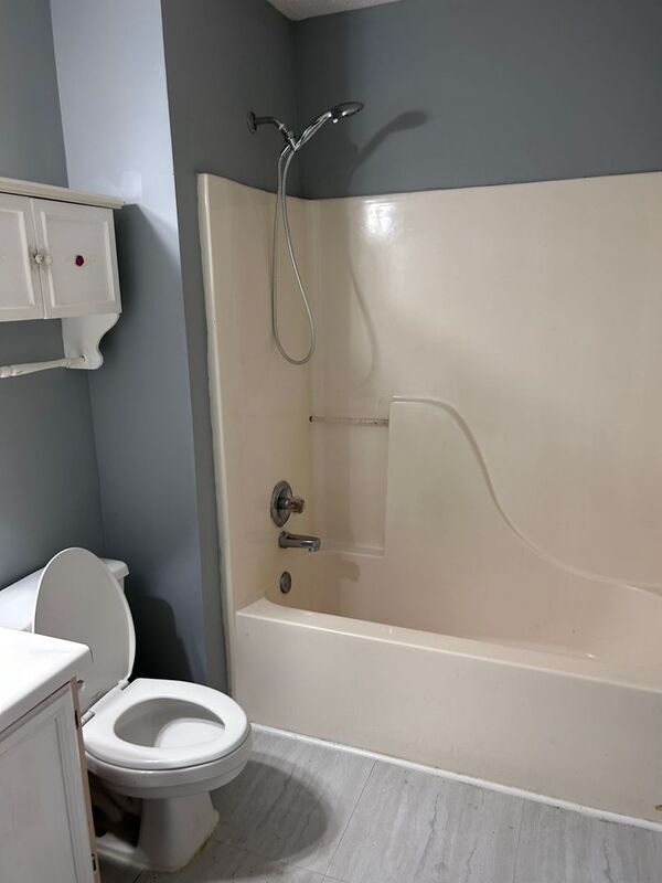 Building Photo - 6927 Brittany Ln