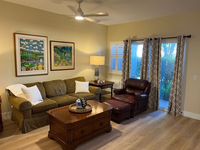 Building Photo - Fully Furnished & remodeled, ground floor,...