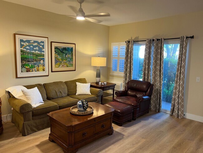 Building Photo - Remodeled and Fully Furnished, ground floo...