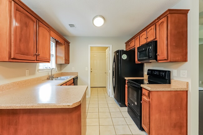 Building Photo - Inviting 3-Bedroom, 2-Bath Home in Vance, AL