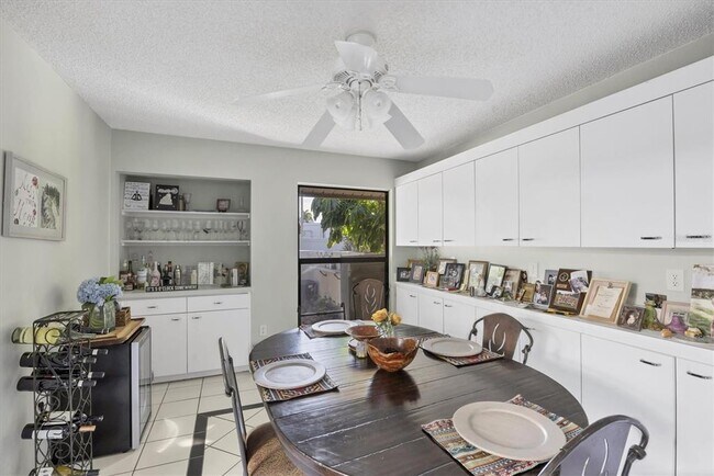 Building Photo - 4870 Kestral Park Cir