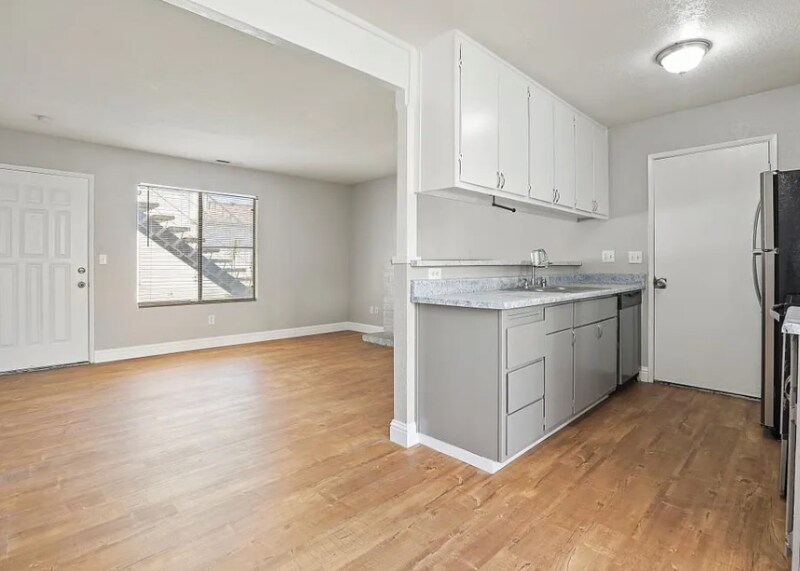 Building Photo - 712 McCoy Ct