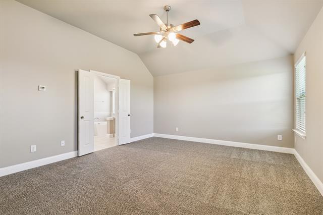 Building Photo - 410 Oleander Dr