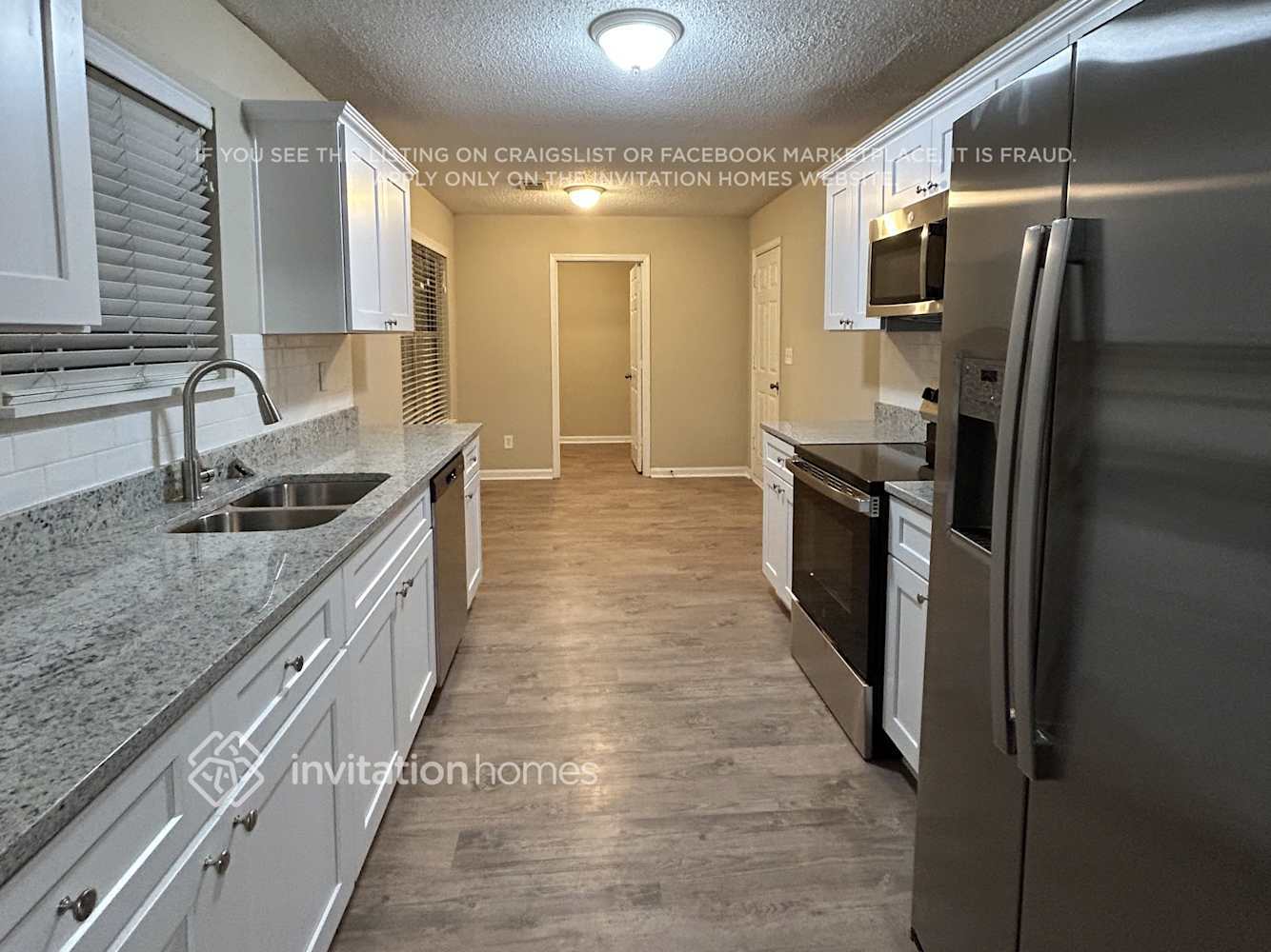 Building Photo - 2529 Country Lake Cir